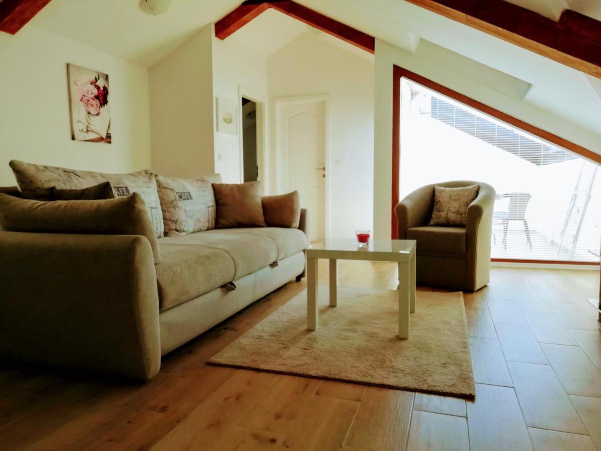 App E.N.A. Apartment อูมัค ภายนอก รูปภาพ