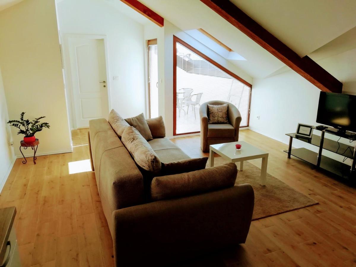 App E.N.A. Apartment อูมัค ภายนอก รูปภาพ