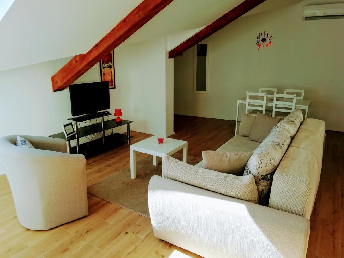 App E.N.A. Apartment อูมัค ภายนอก รูปภาพ