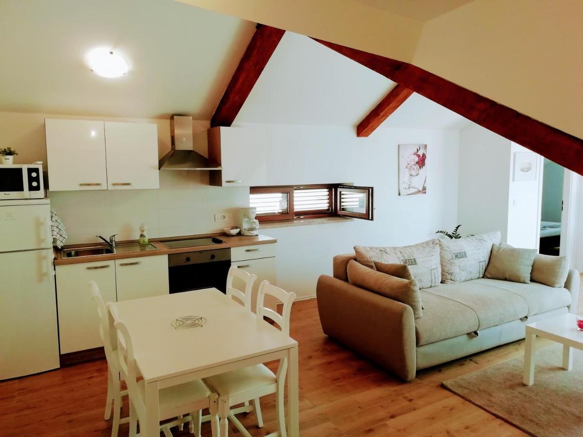 App E.N.A. Apartment อูมัค ภายนอก รูปภาพ